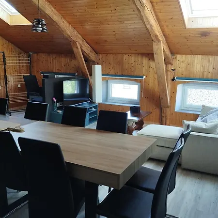 4 A 6 Personnes La Canissa Carrada Apartman Chaspuzac